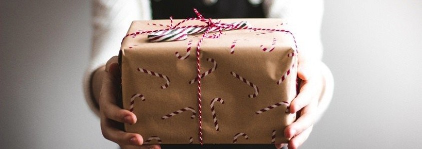 8 patarimai, kaip išsirinkti kelionę dovanų