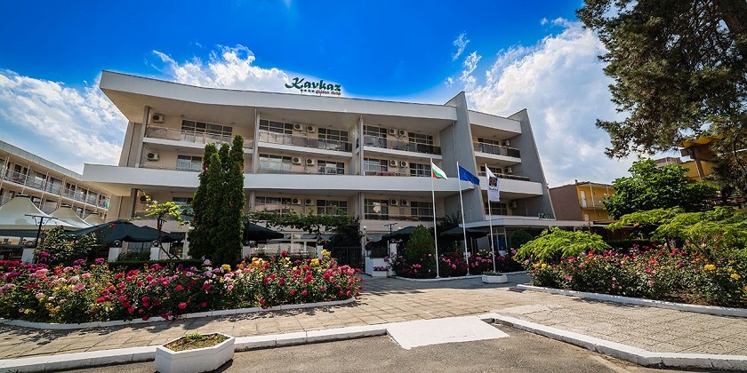 2022 m. vasara Bulgarijoje: 4★ Kavkas Golden Dune viešbutis su viskas įskaičiuota vos už 
