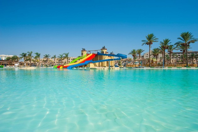 Savaitės poilsis Hurgadoje: 5★ viešbutyje Royal Lagoons Resort & Aqua Park su viskas įskaičiuota tik , keliaujant su vaikais
