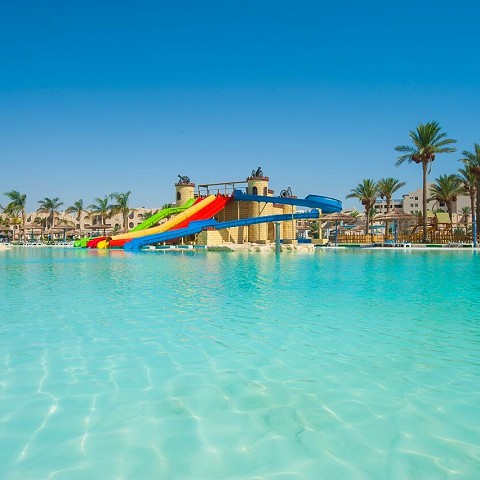 Savaitės poilsis Hurgadoje: 5★ viešbutyje Royal Lagoons Resort & Aqua Park su viskas įskaičiuota tik , keliaujant su vaikais